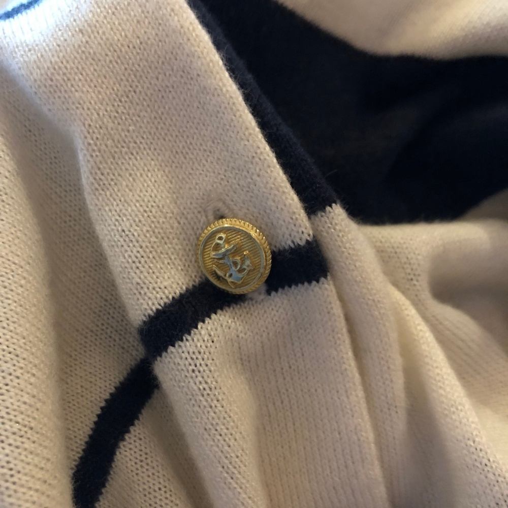 Banana republic SM cream and navy striped sweater - Picture 3 of 6
